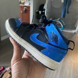 Nike Air Jordan Retro 1 Blue Black Size 10 Kids